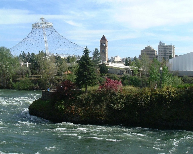 Spokane, WA: Spokane River & Spokane, WA skyline