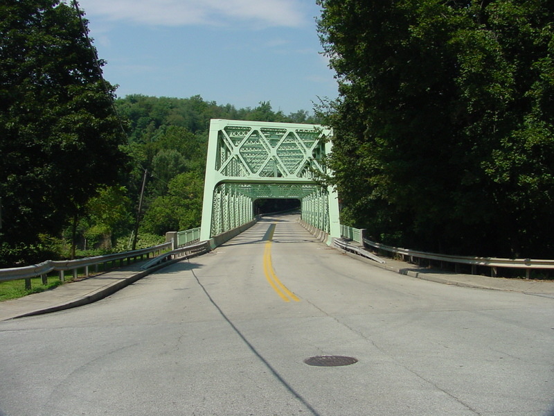 Blairsville, PA: Bridge west of town