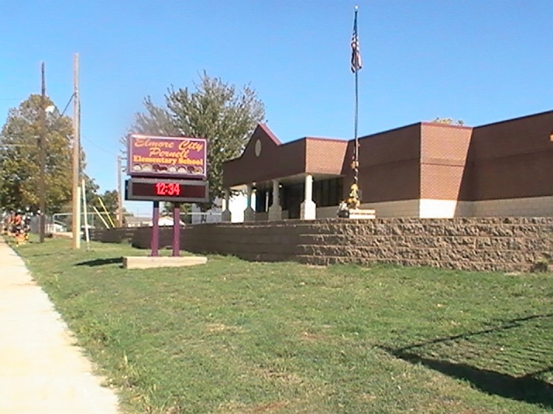 Elmore City, OK New school photo, picture, image (Oklahoma) at city