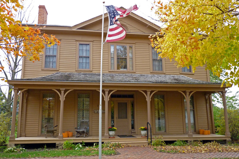 Chenoa, IL: Matthew T. Scott house