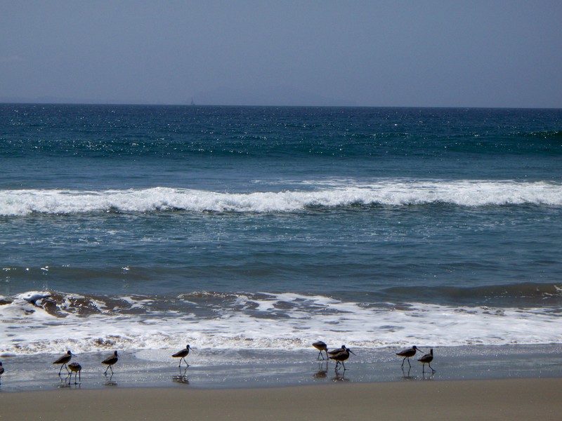 Port Hueneme, CA: Water's edge - perfect day/