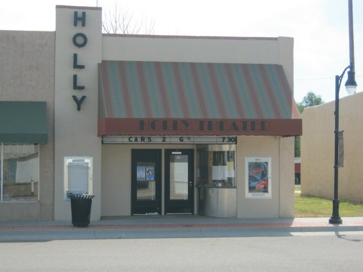 Holly, CO: Theater