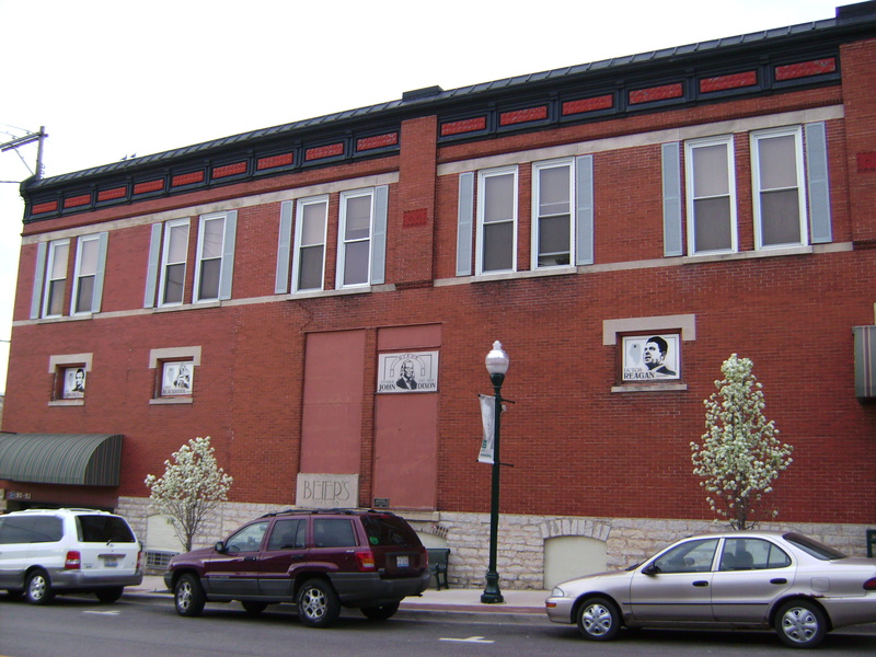 Dixon, IL: Beier's Building (90 S. Hennepin Ave.)