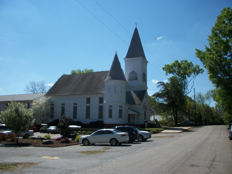 Senoia, GA: Bridge Street Church in Senoia