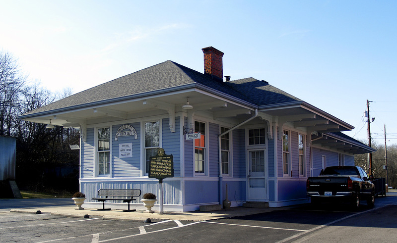 Bloomfield, KY: Converted Railway Station
