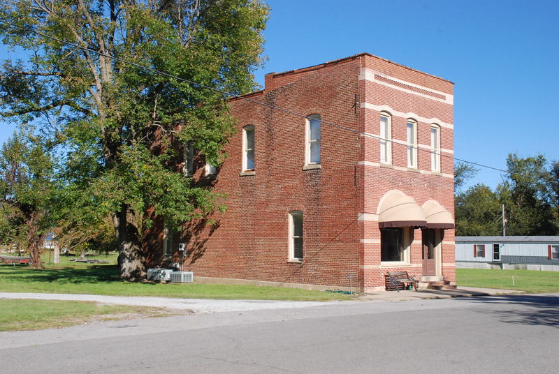 Smithland, KY: Old Bank Building Smithland KY