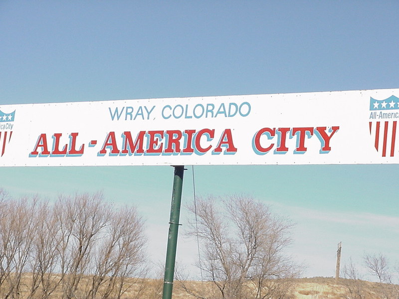 Wray, CO: Sign entering city from the west.