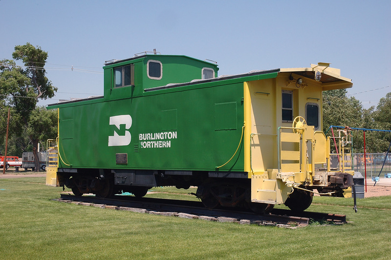Mullen, NE: BN 10241 railroad caboose display at Mullen Nebraska
