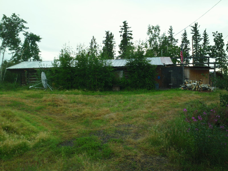 Birch Creek, AK: My House in Birch Creek, AK in the summer 2012