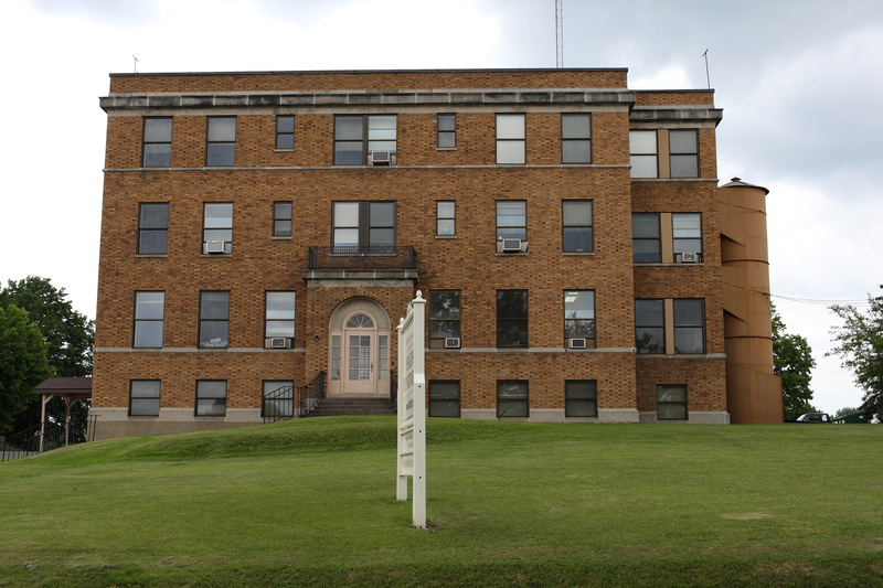 Stambaugh, MI: Stambaugh Health Bldg