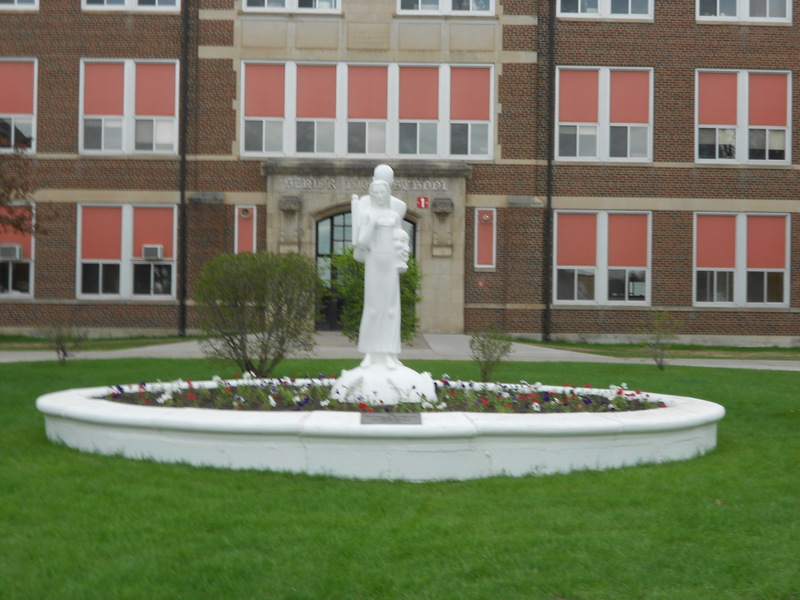 Chisholm, MN: Fountain installed 1939 infront of Hi School