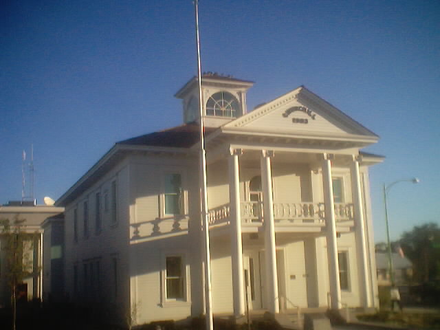 Fallon, NV: Churchill County Courthouse