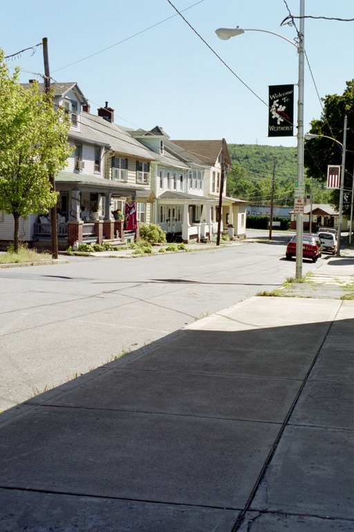 Weatherly, PA: Looking down Carbon Street from First Street