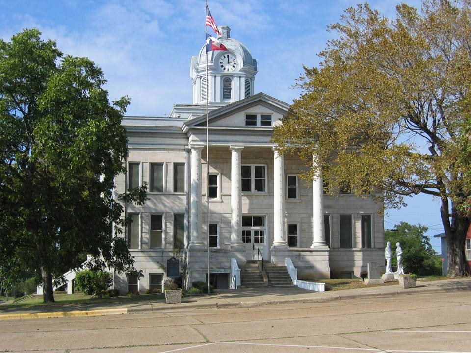 Mount Vernon, TX: Franklin County Courthouse