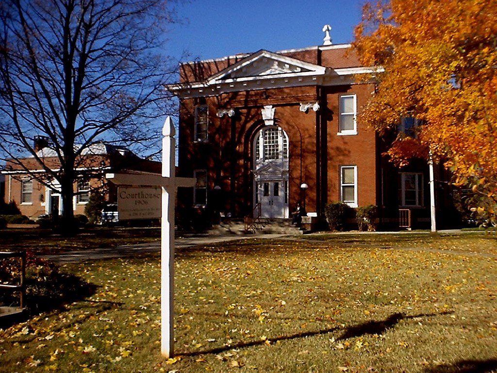 Warrenton, NC: Court House in Fall