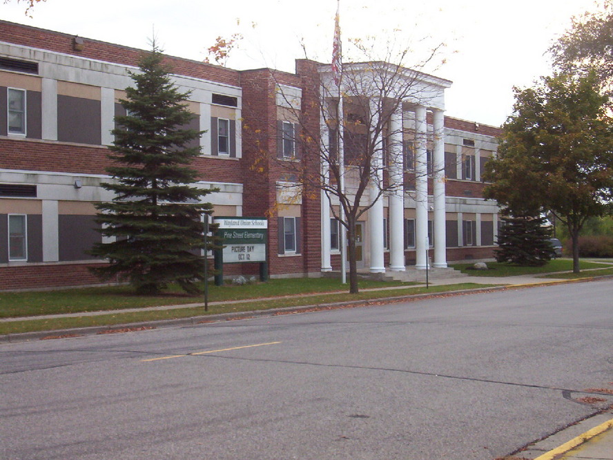 Wayland, MI Pine Street Elementary photo, picture, image (Michigan