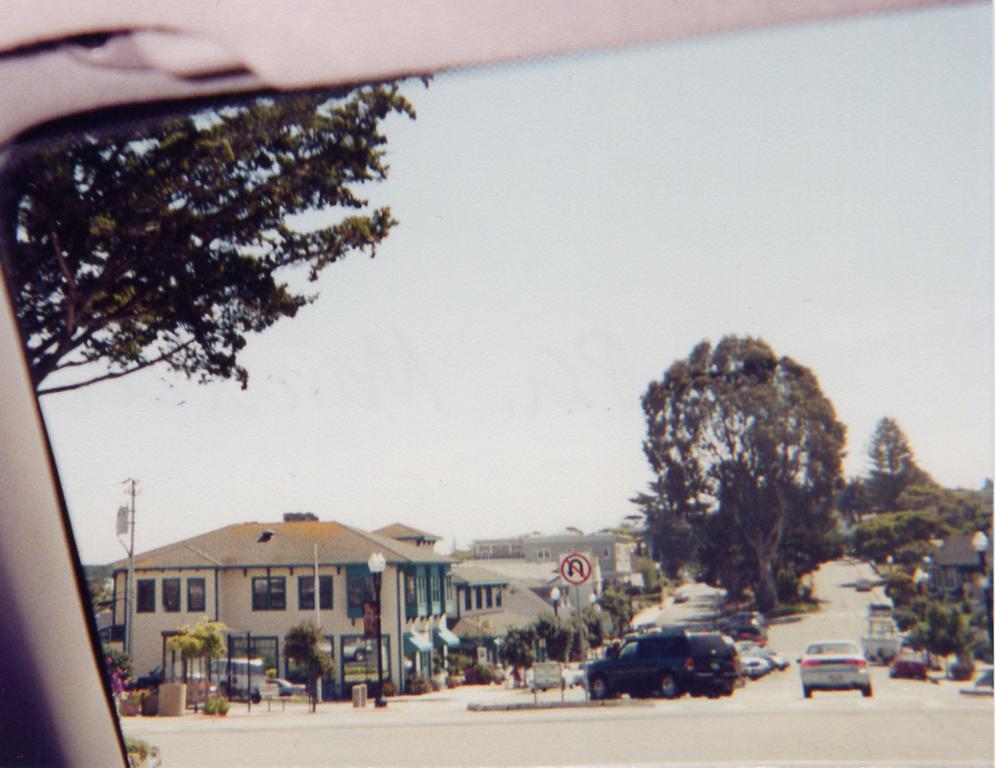 Pacific Grove, CA: Lighthouse Ave looking East