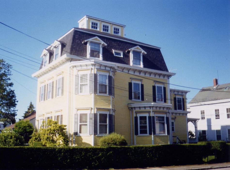Newport, RI: House on Annandale