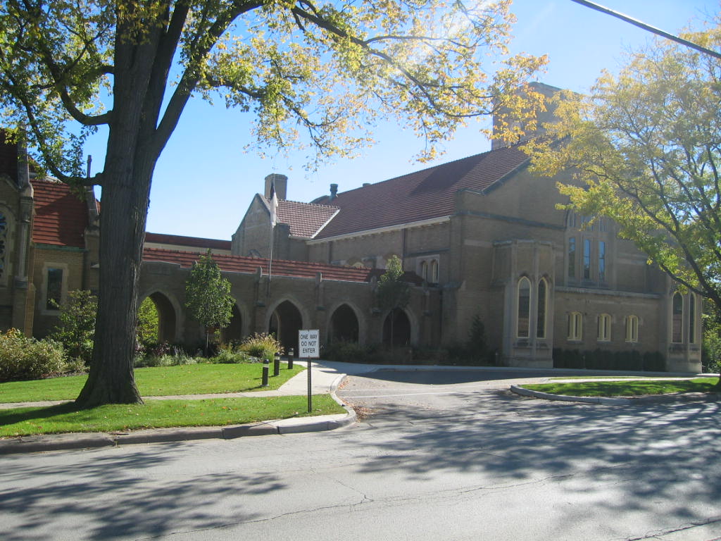 Hinsdale, IL: Union Church on Garfield