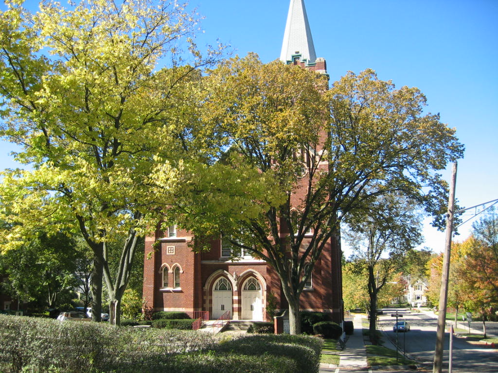 Hinsdale, IL: Zion Luthern Church and school on Grant street