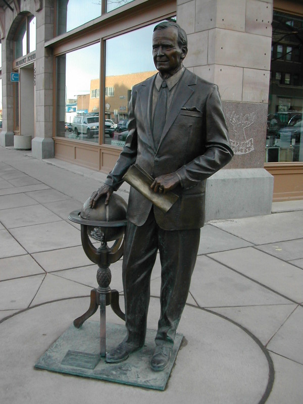 Rapid City, SD: City of Presidents, Rapid City SD, George Bush Bronze Statue