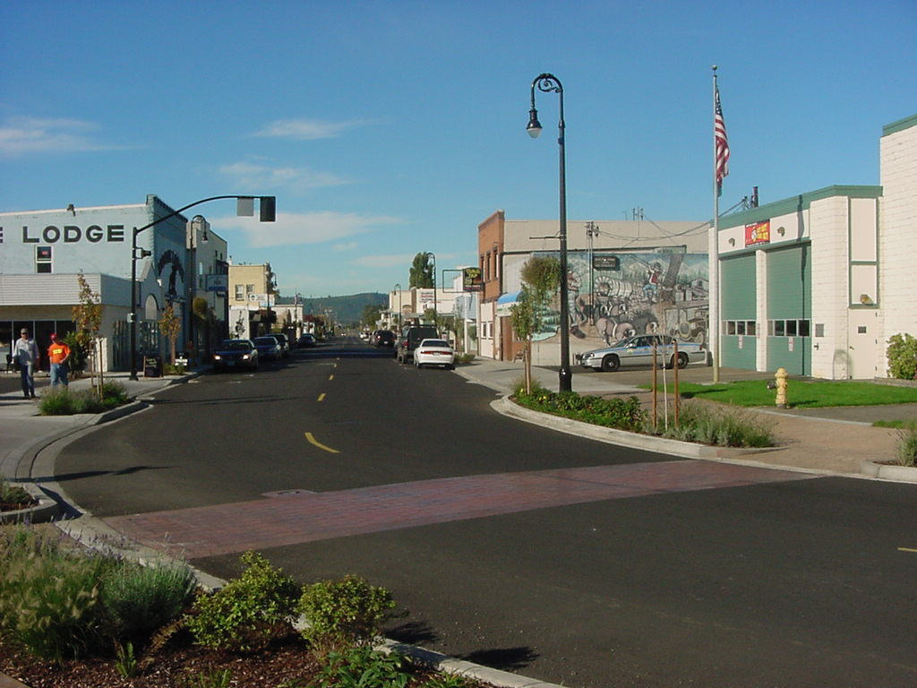 Woodland, WA : Downtown Woodland photo, picture, image (Washington) at ...