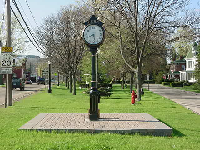 Cuba, NY: Clock at Genesee Park, Cuba, NY