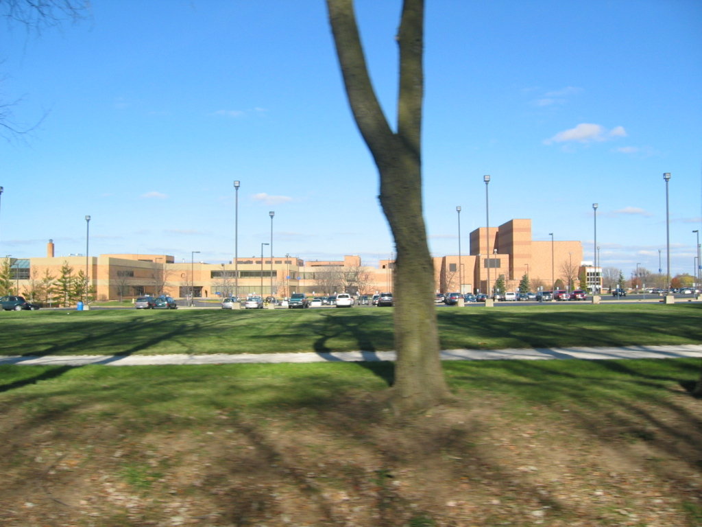 Grayslake, IL: College of Lake County - south of the campus looking north