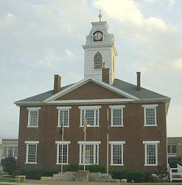 Elkton, KY: Old Todd County Courthouse on Public Square in Downtown Elkton