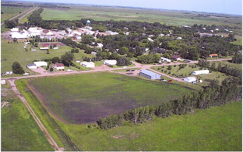 Tolna, ND: Overhead view of Tolna, ND