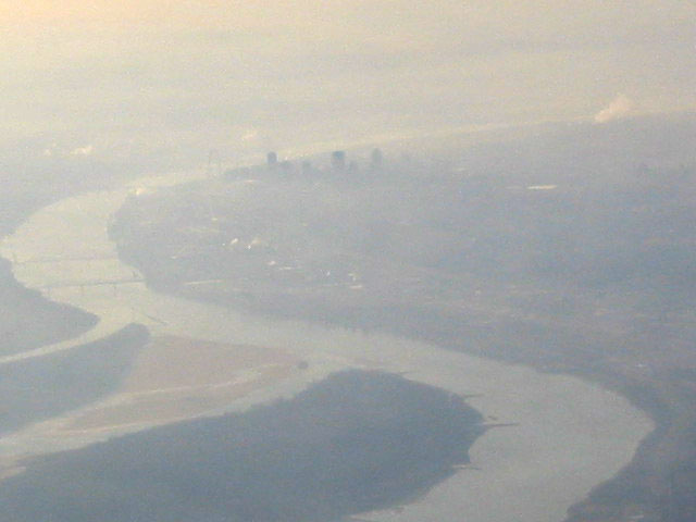 St. Louis, MO: St. Louis from the air