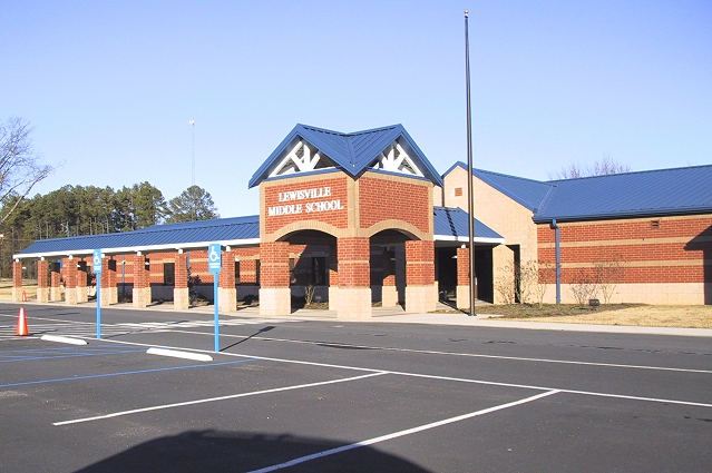 Richburg, SC: Lewisville Middle School