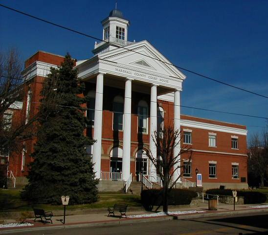 Moundsville, WV: The Marshall County Court House in Moundsville