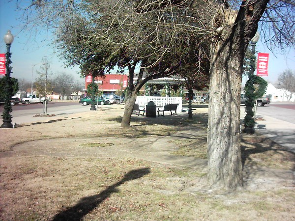 Celina, TX: Celina, TX - Old downtown square