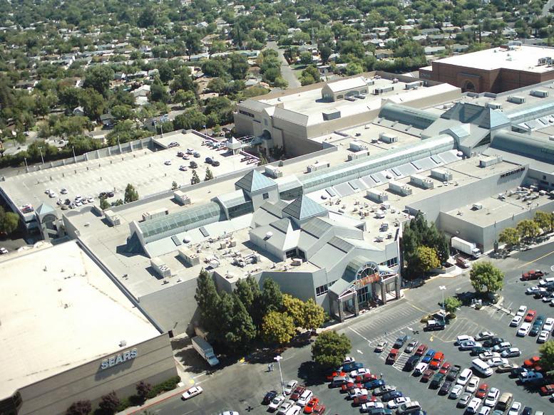 Arden-Arcade, CA: Nordstrom's at Arden Fair shopping center (Photo from model airplane)