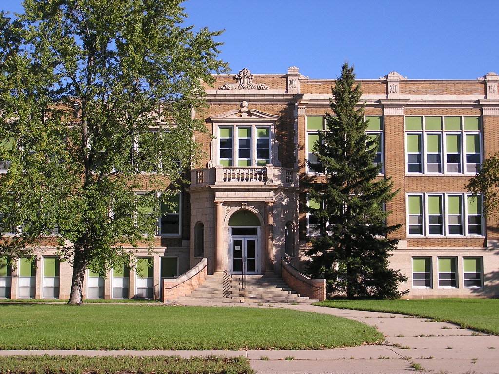 Bemidji, MN: Old High School