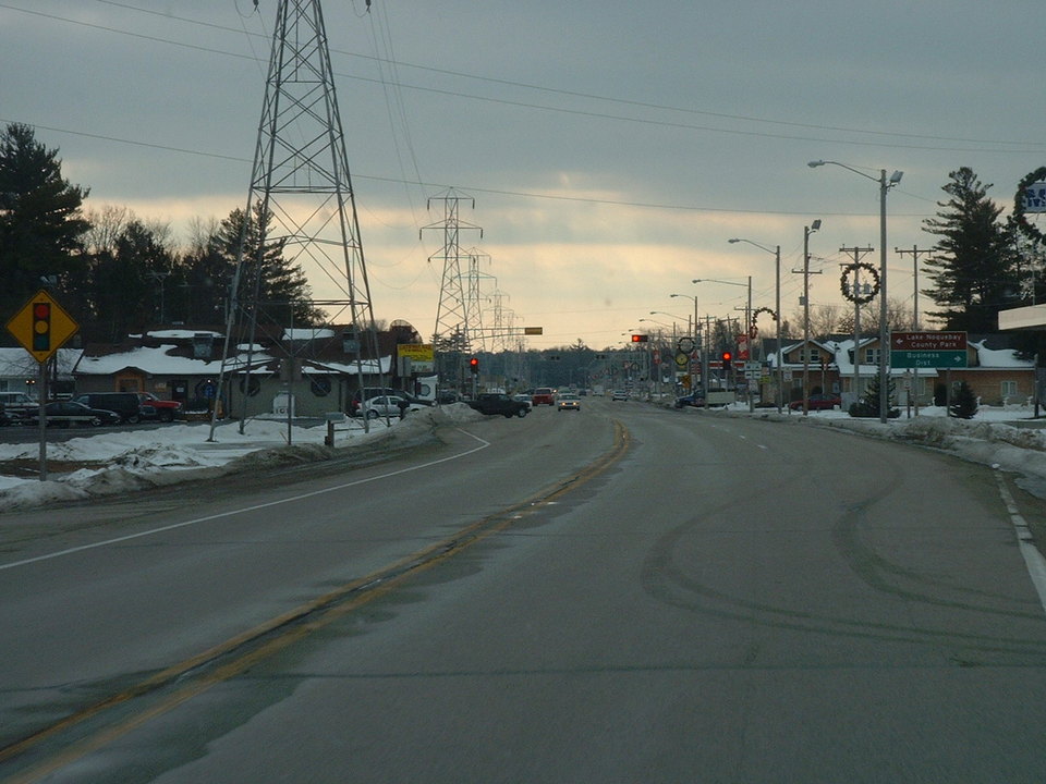 Crivitz, WI: Crivitz, Looking South On US 41