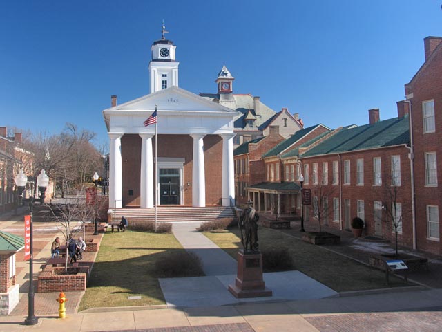 Winchester VA : Frederick County Court House (1840) Old Town photo