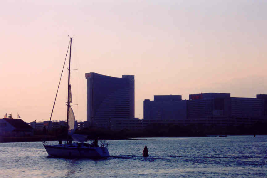 Atlantic City, NJ: Sunset Sail in Gardner's Basin