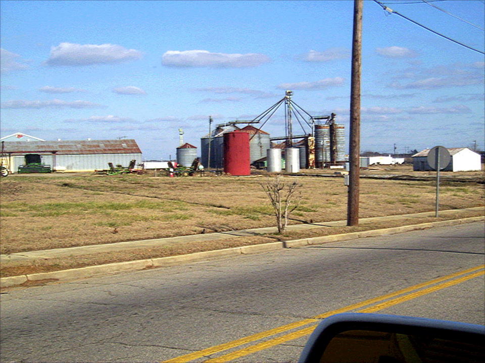 Bennettsville, SC: an old cotton gin in Bennettsville