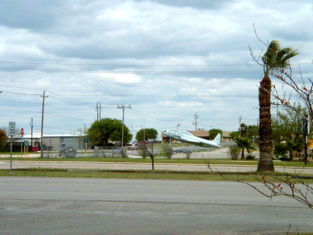 Del Rio, TX: Front of the chamber of commerce