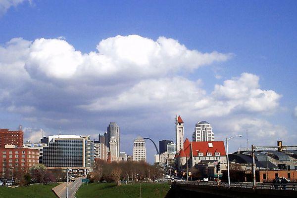 St. Louis, MO: Skyline looking East
