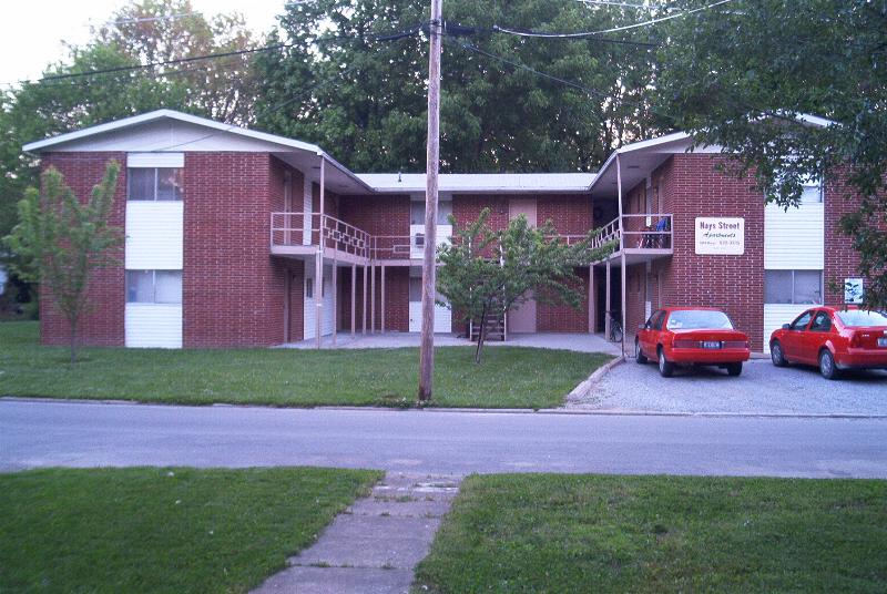 Carbondale, IL: Hays St. Apartments