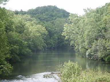 Nixa, MO: Finley River in Nixa, Missouri