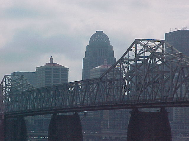 Louisville, KY: Downtown louisville, from 2nd street bridge.