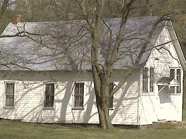 Fordland, MO: One room schoolhouse on Normandy Rd