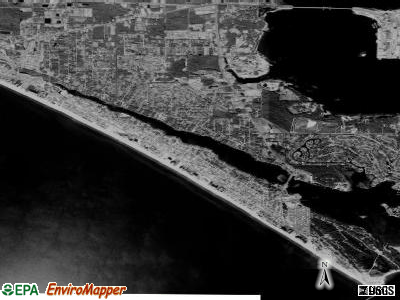Zip code 32408 satellite photo by USGS